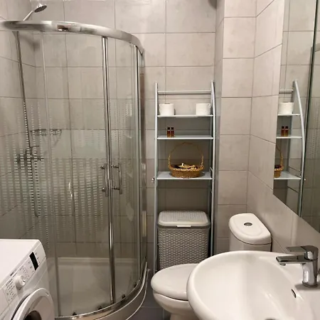 Ma * Tirana
